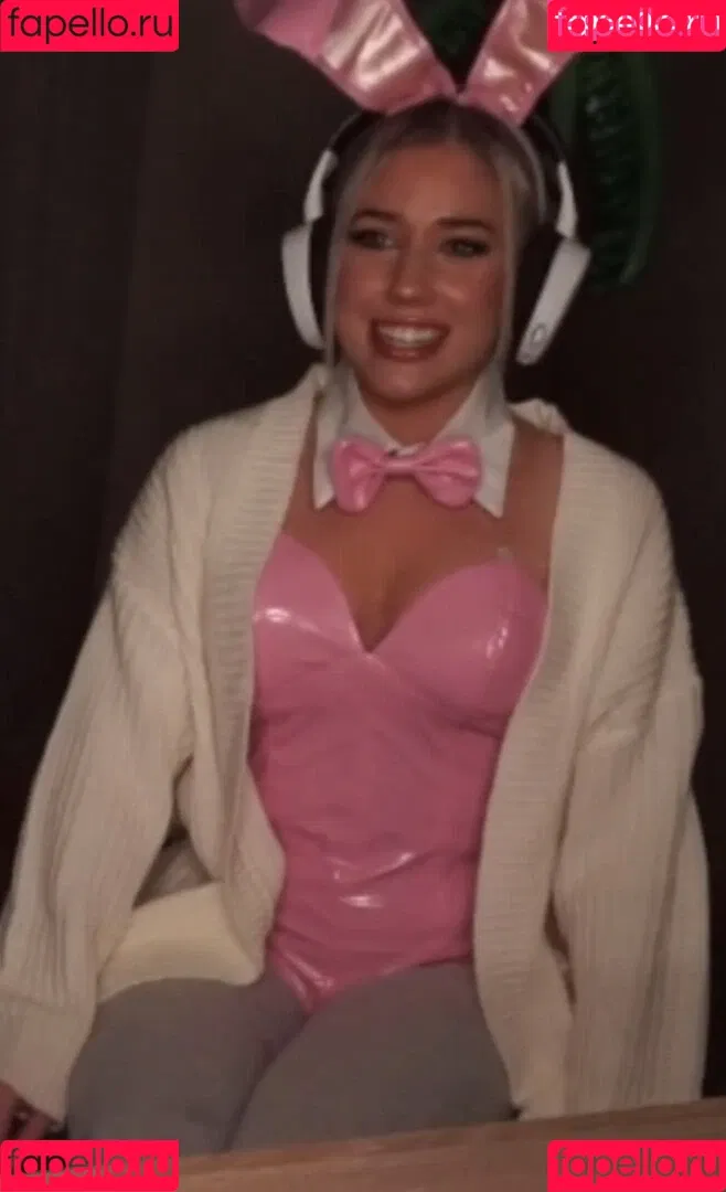 Hailsbee Onlyfans Photo Gallery 