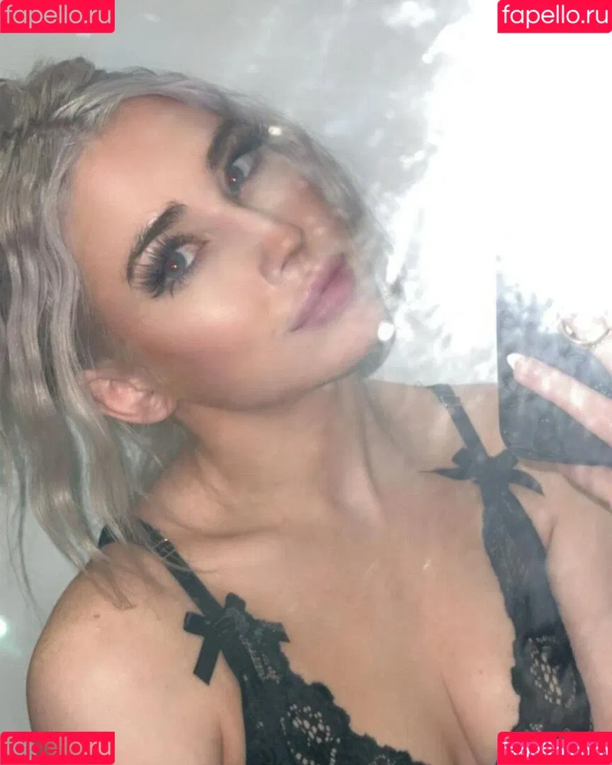 Hailsbee Onlyfans Photo Gallery 