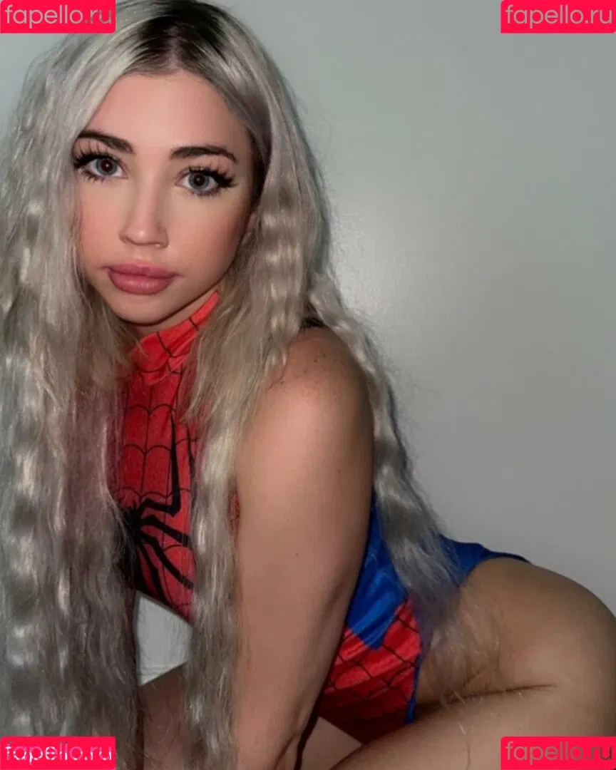 Hailsbee Onlyfans Photo Gallery 
