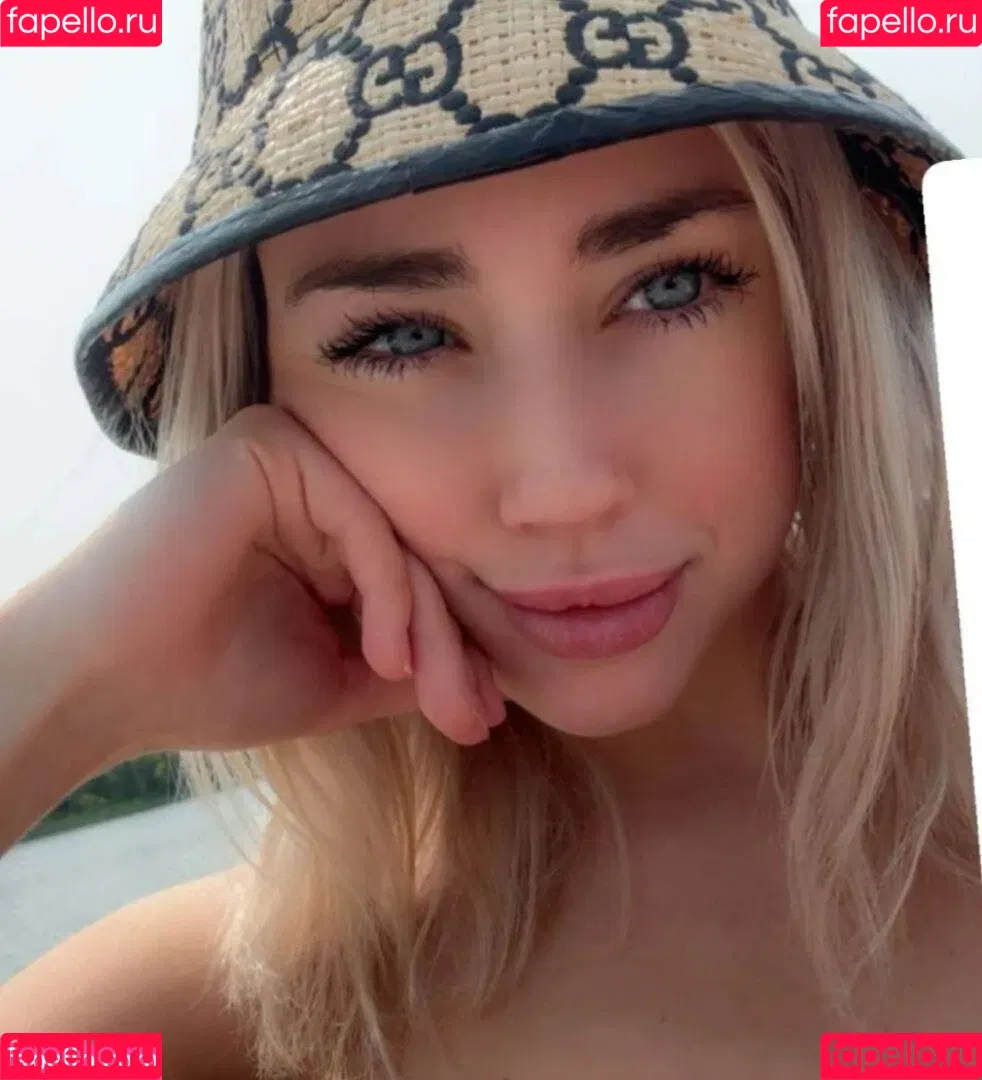 Hailsbee Onlyfans Photo Gallery 