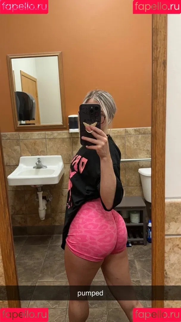 Hailsbee Onlyfans Photo Gallery 