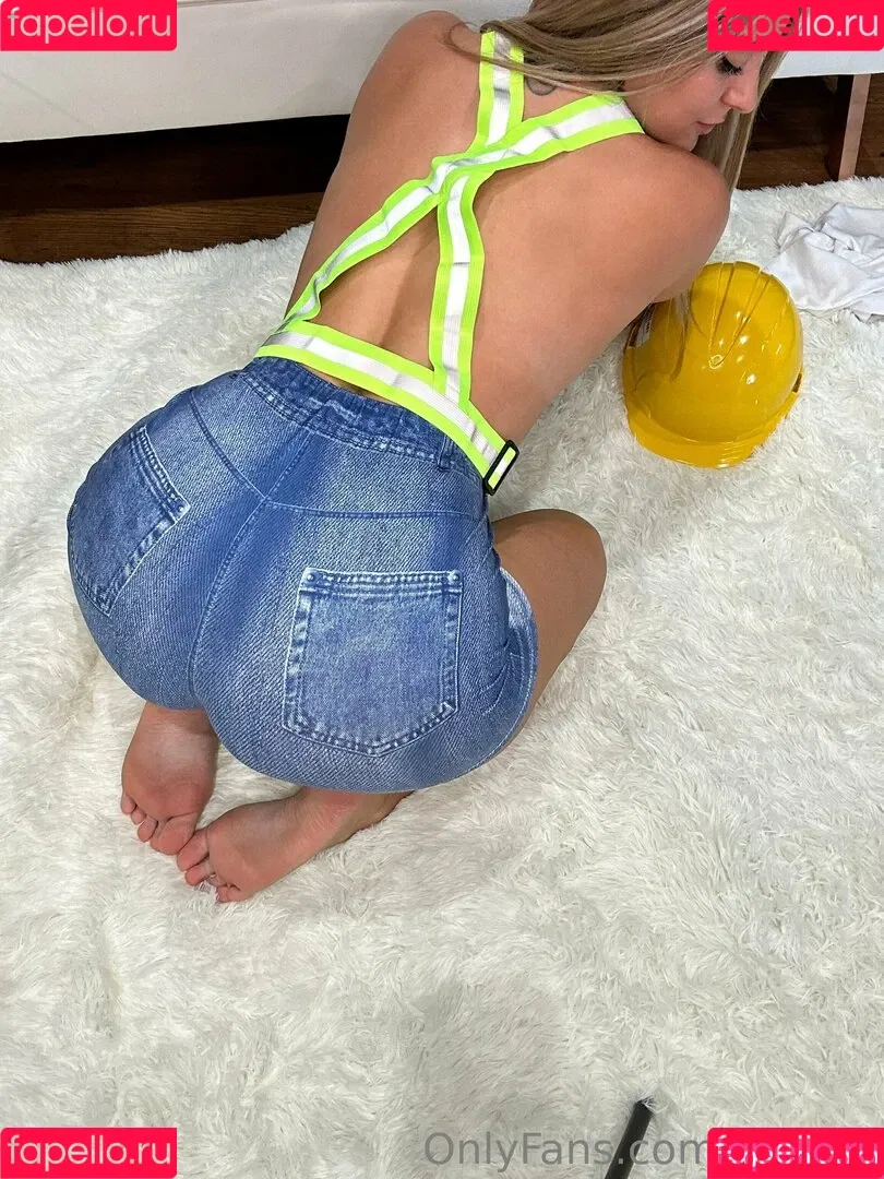 lemery Onlyfans Photo Gallery 