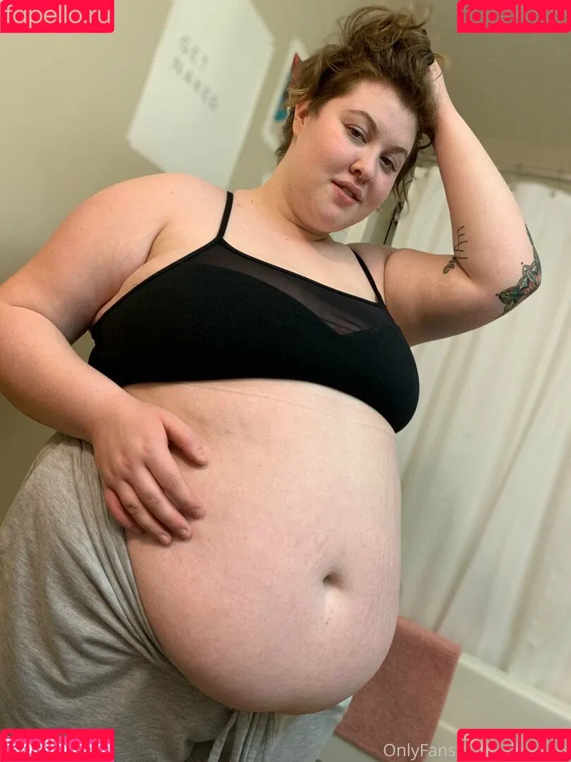 aliceeats Onlyfans Photo Gallery 