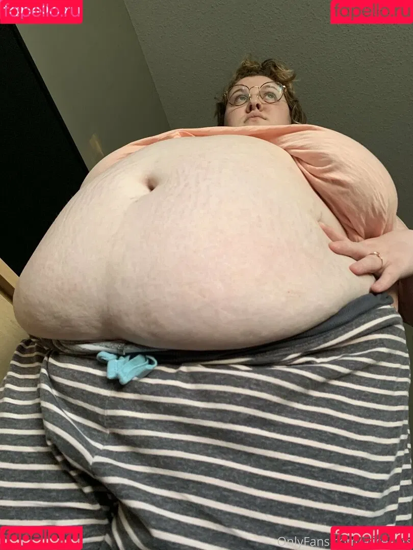 aliceeats Onlyfans Photo Gallery 