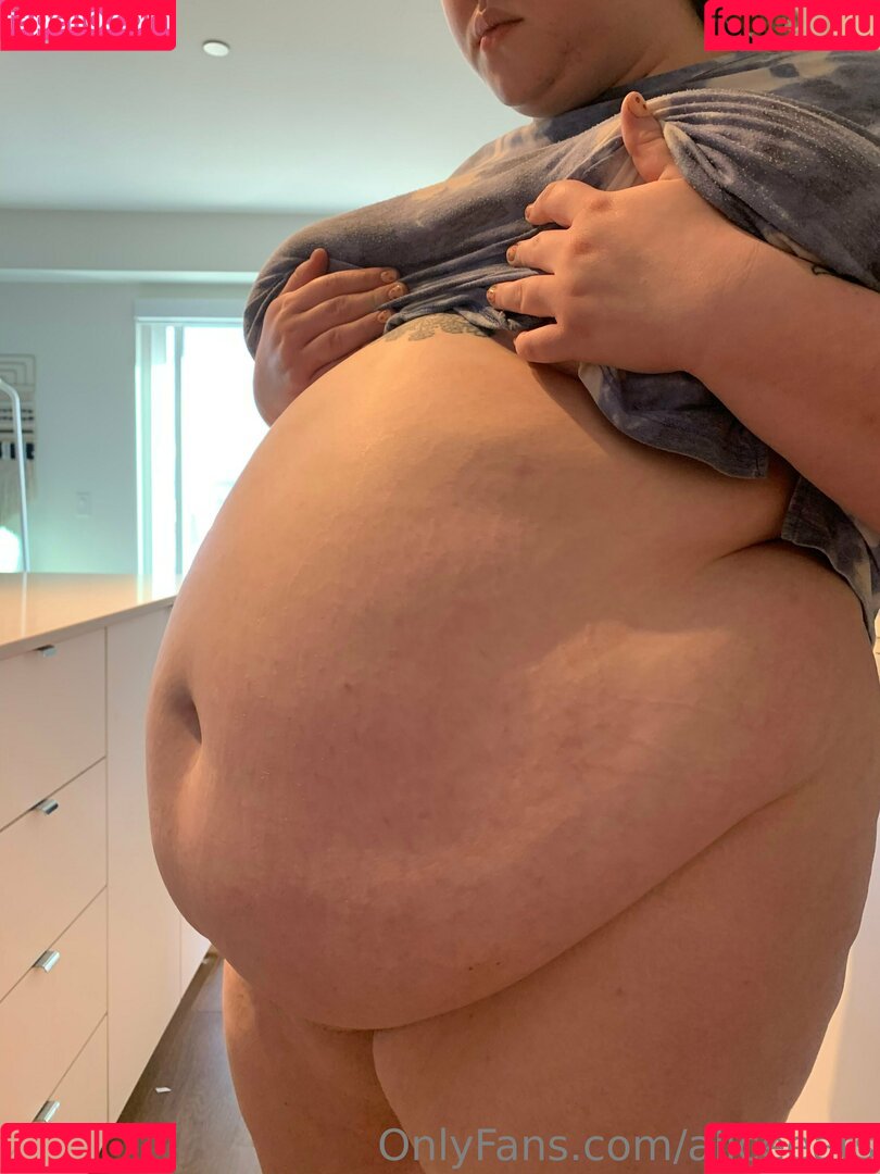 aliceeats Onlyfans Photo Gallery 