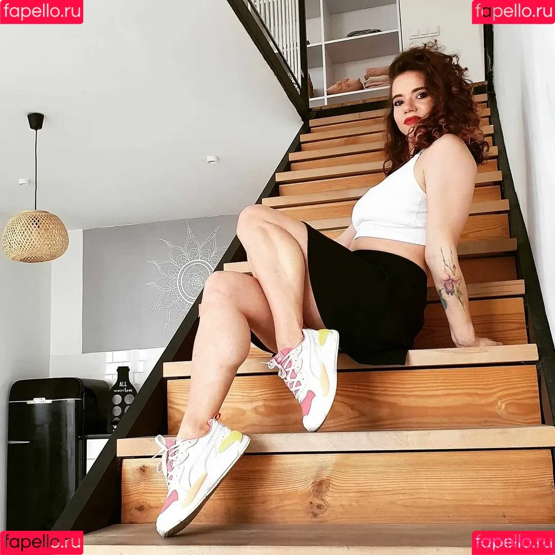 Legs Emporium Onlyfans Photo Gallery 