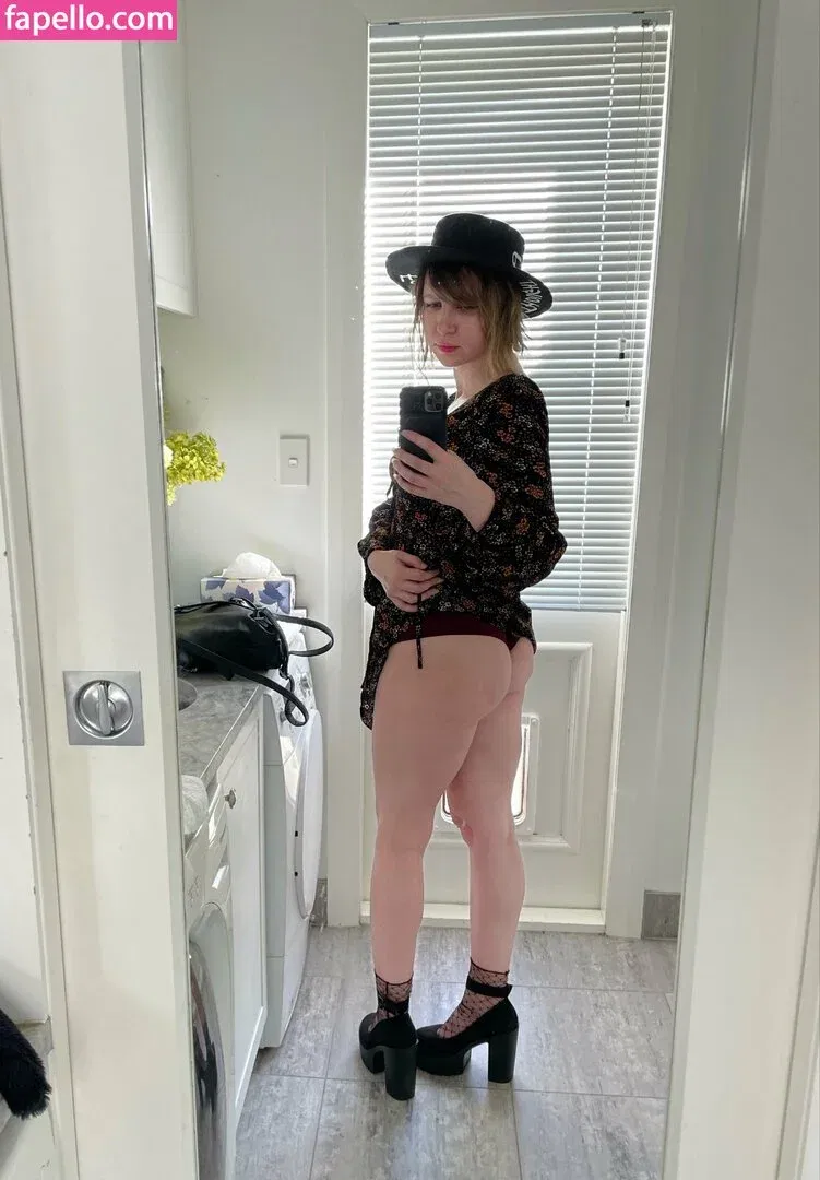 lofilisichka Onlyfans Photo Gallery 