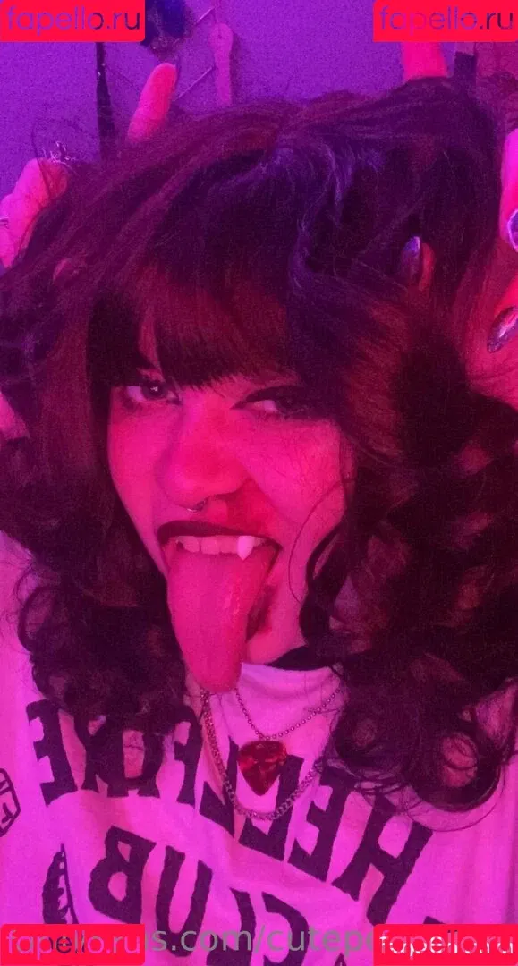 cutepeaches2 Onlyfans Photo Gallery 