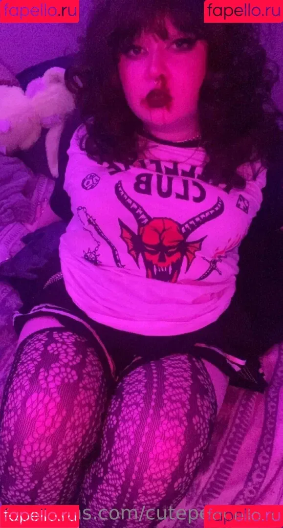 cutepeaches2 Onlyfans Photo Gallery 