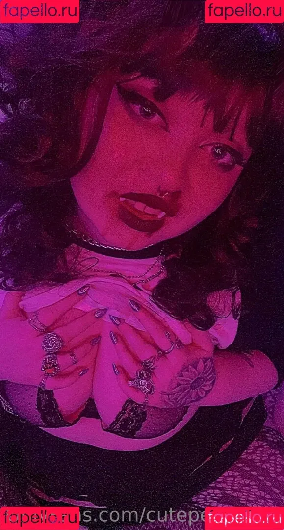 cutepeaches2 Onlyfans Photo Gallery 