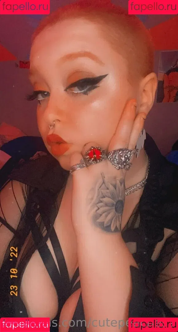 cutepeaches2 Onlyfans Photo Gallery 