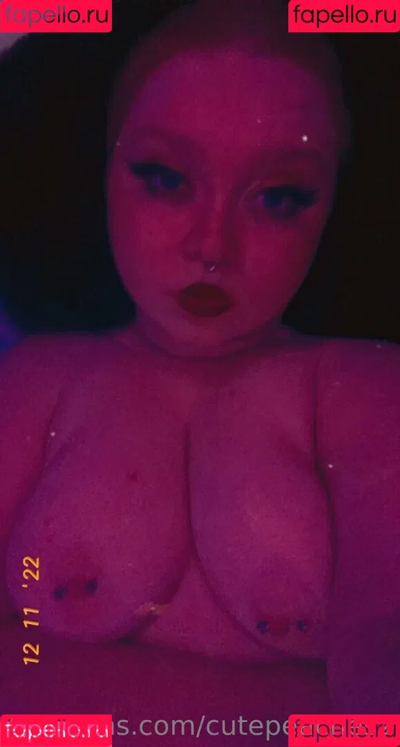 cutepeaches2 Onlyfans Photo Gallery 