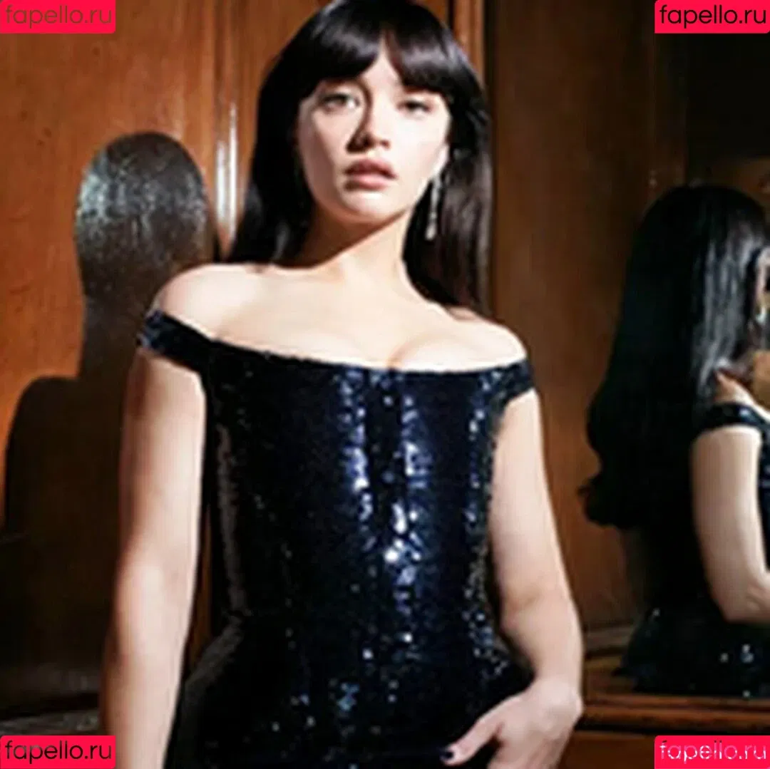 Olivia Cooke Onlyfans Photo Gallery 