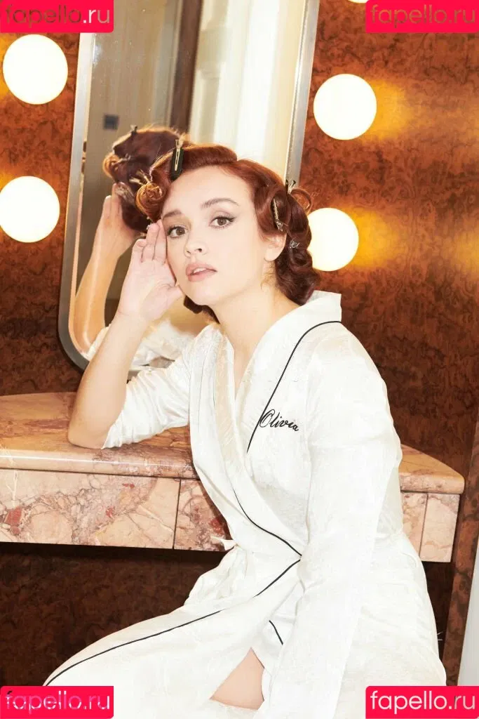 Olivia Cooke Onlyfans Photo Gallery 