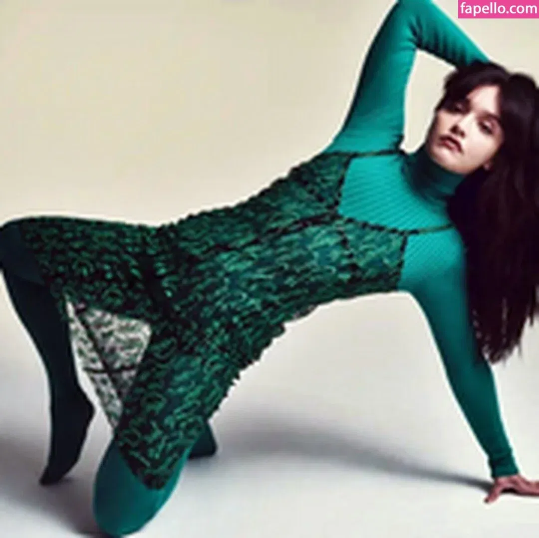 Olivia Cooke Onlyfans Photo Gallery 