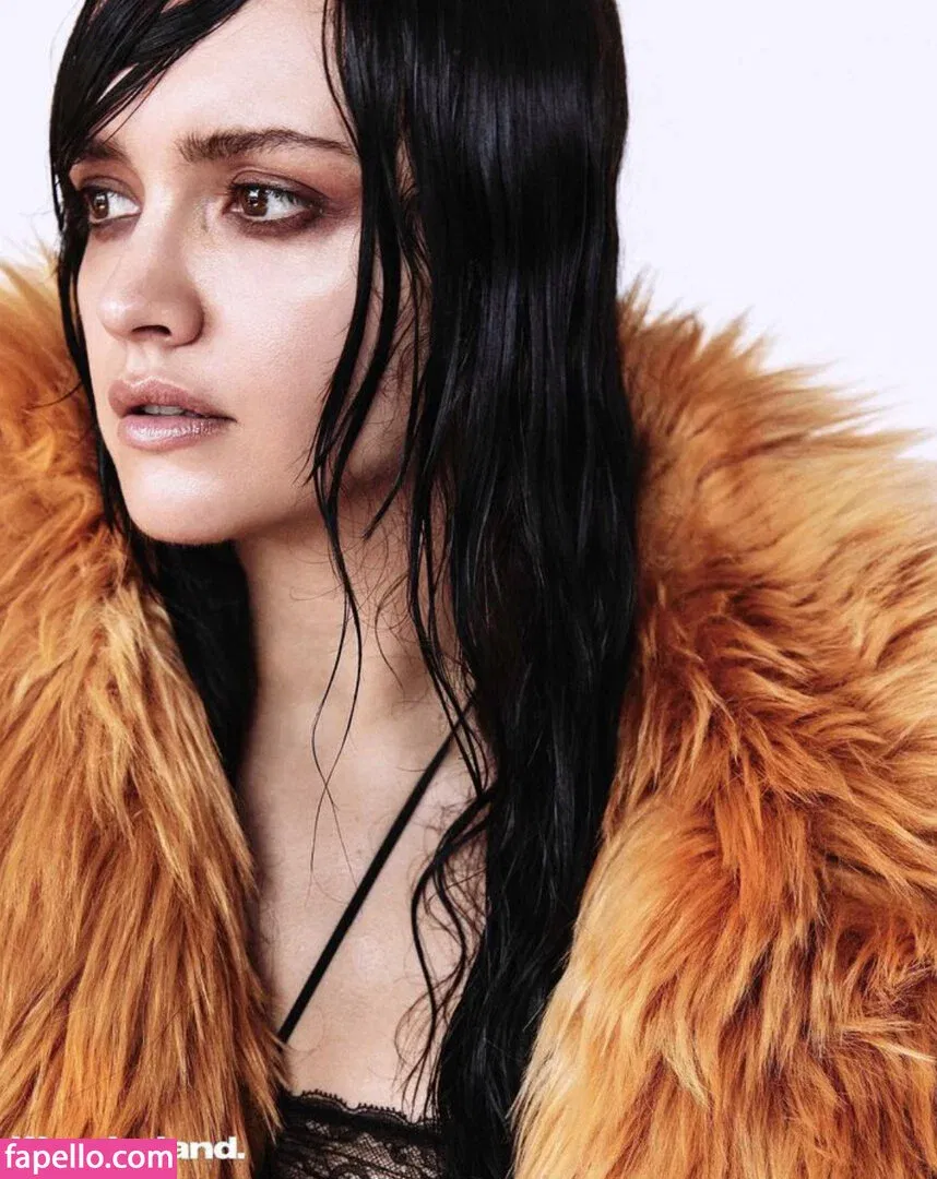 Olivia Cooke Onlyfans Photo Gallery 