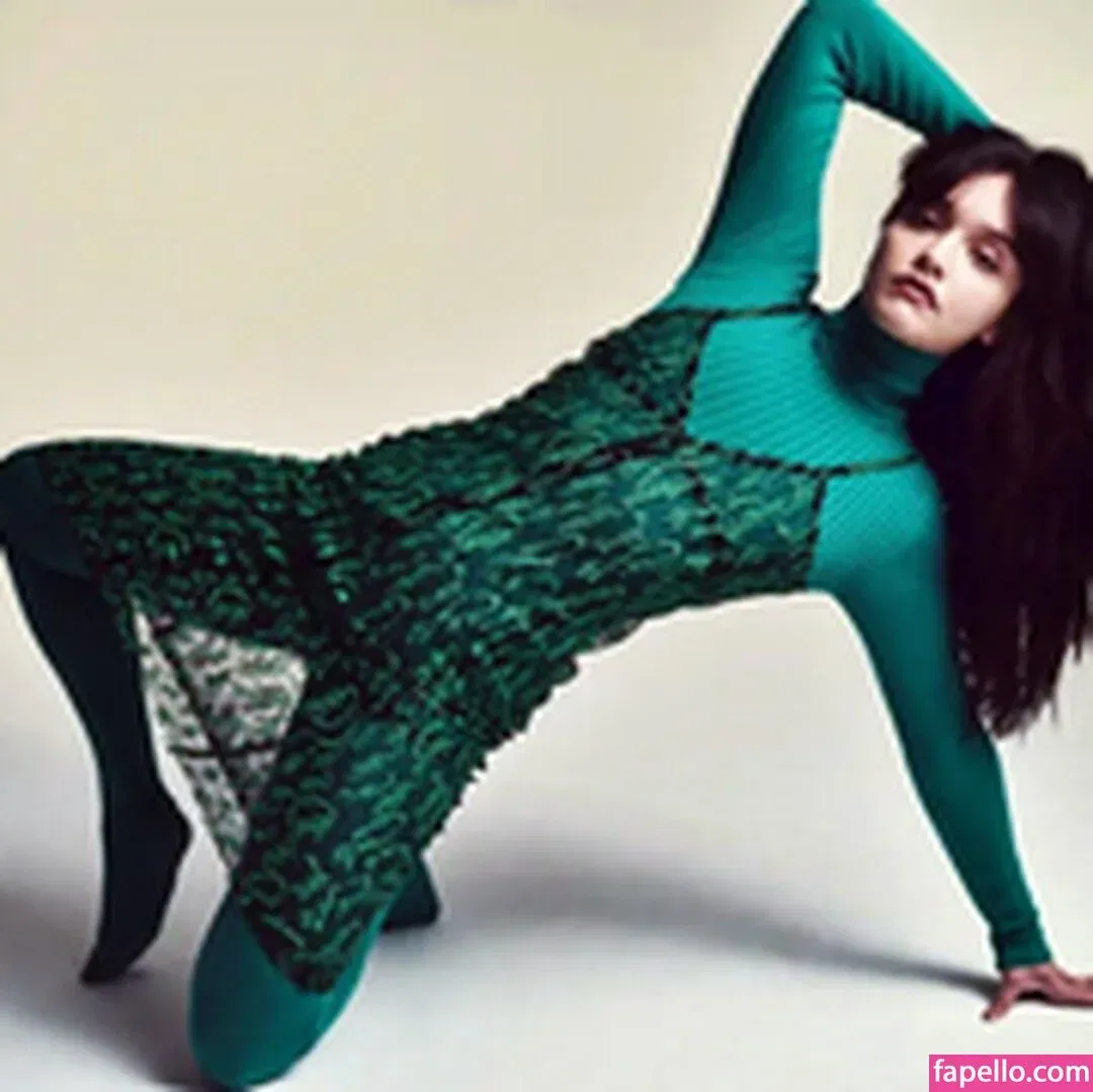 Olivia Cooke Onlyfans Photo Gallery 