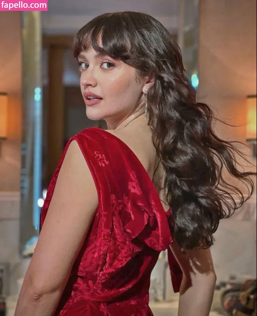 Olivia Cooke Onlyfans Photo Gallery 