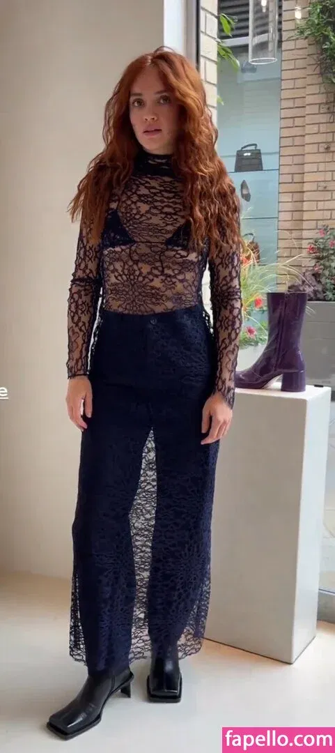 Olivia Cooke Onlyfans Photo Gallery 