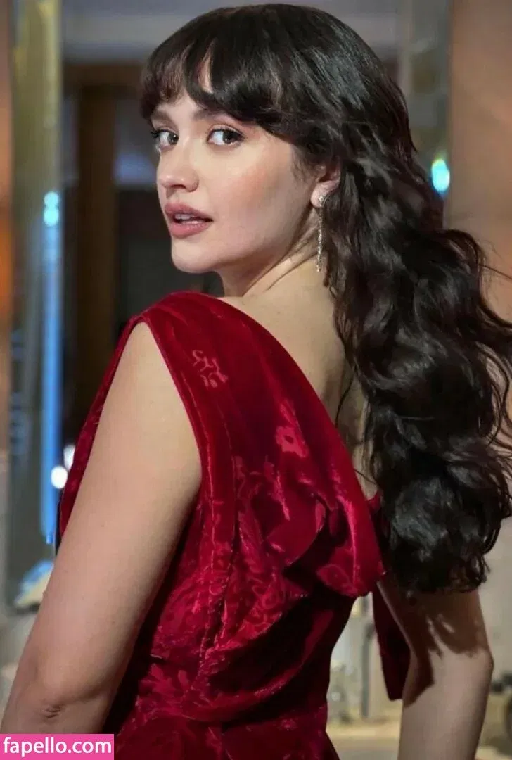 Olivia Cooke Onlyfans Photo Gallery 