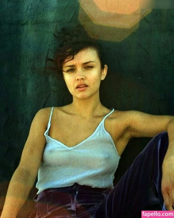 Olivia Cooke Onlyfans Photo Gallery 
