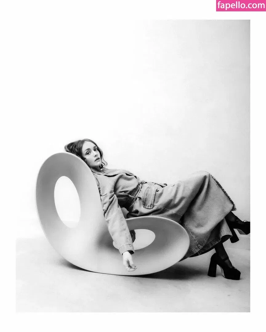 Olivia Cooke Onlyfans Photo Gallery 