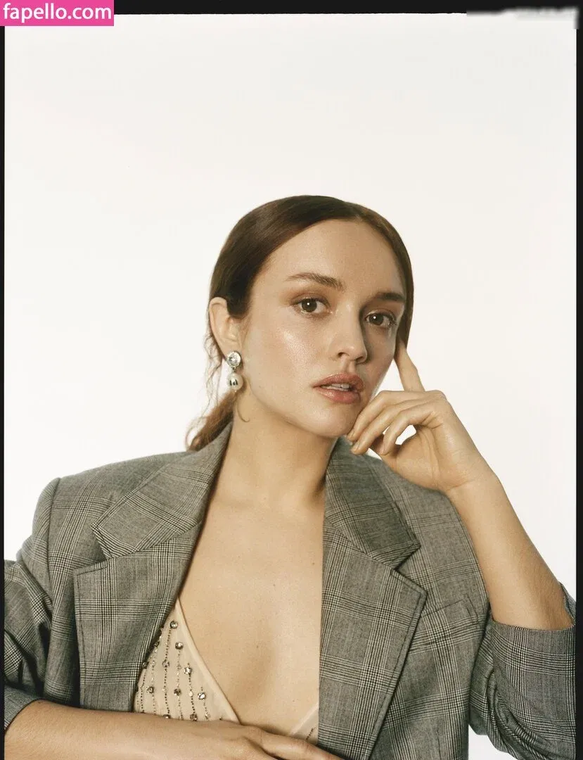 Olivia Cooke Onlyfans Photo Gallery 