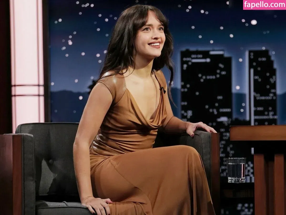 Olivia Cooke Onlyfans Photo Gallery 