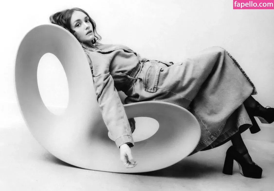 Olivia Cooke Onlyfans Photo Gallery 