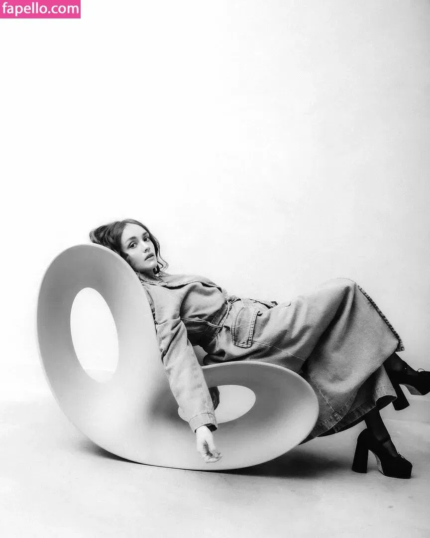 Olivia Cooke Onlyfans Photo Gallery 