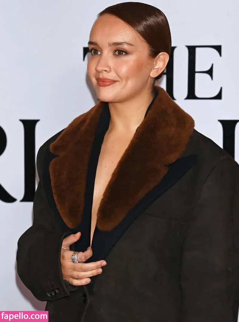 Olivia Cooke Onlyfans Photo Gallery 