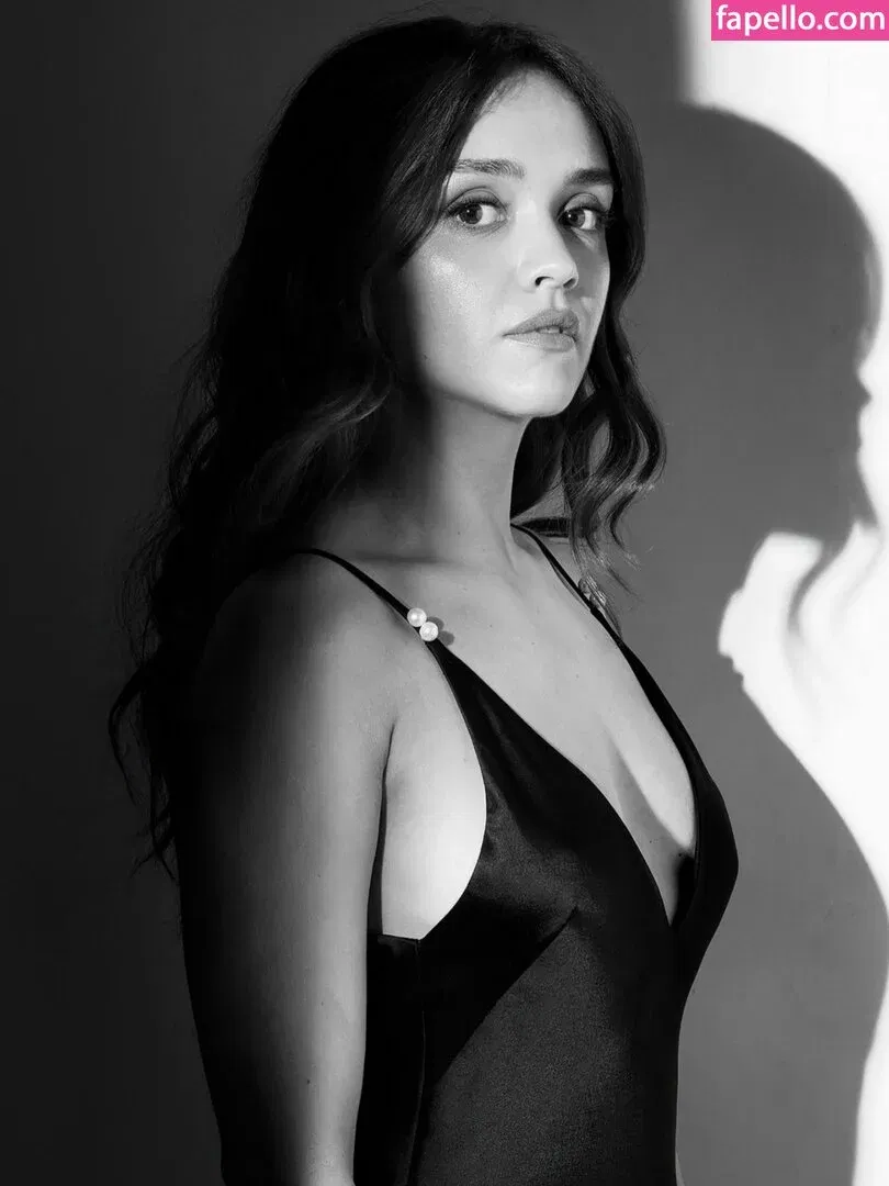 Olivia Cooke Onlyfans Photo Gallery 