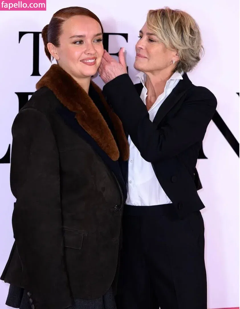 Olivia Cooke Onlyfans Photo Gallery 