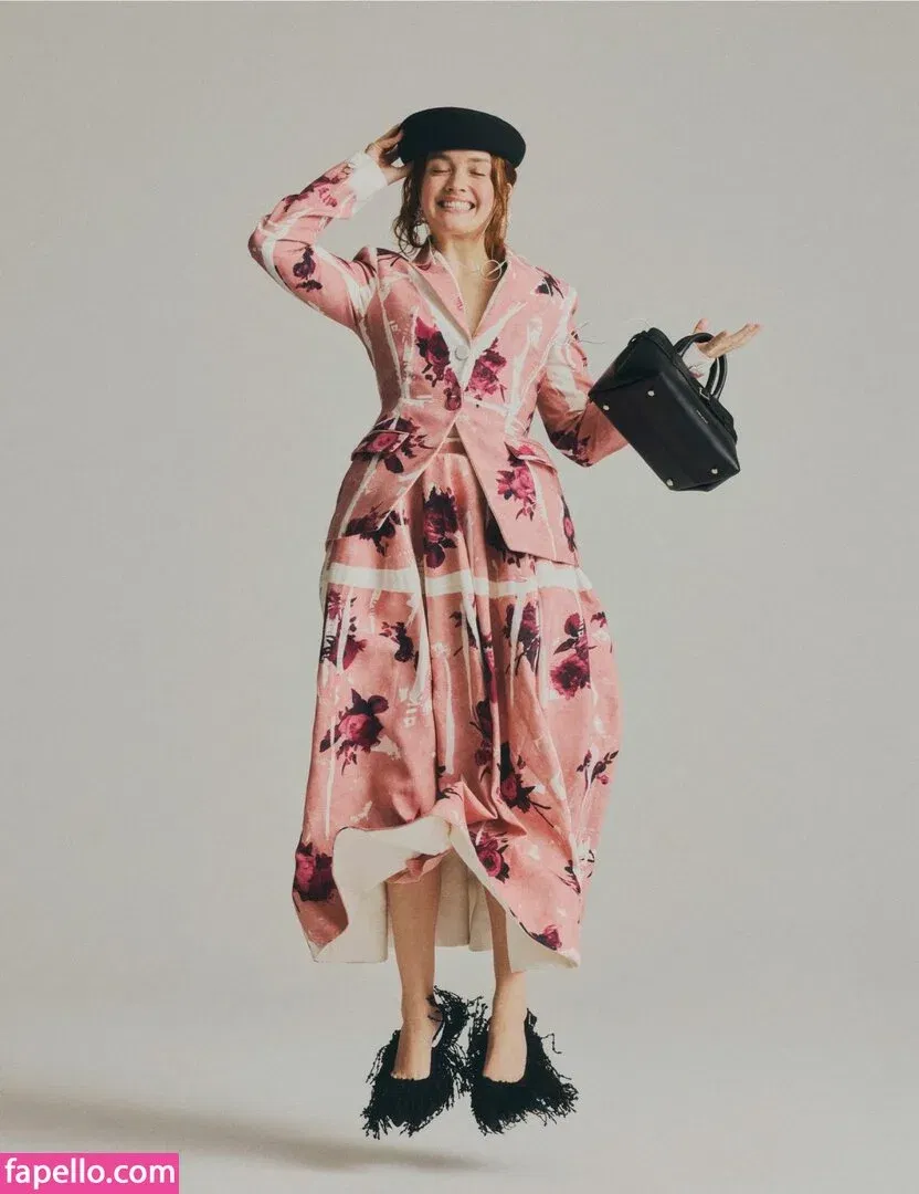 Olivia Cooke Onlyfans Photo Gallery 