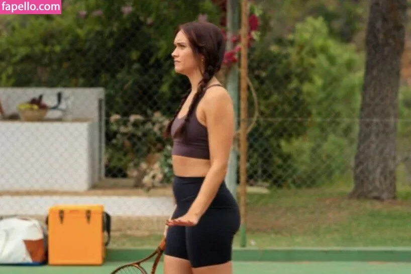 Olivia Cooke Onlyfans Photo Gallery 