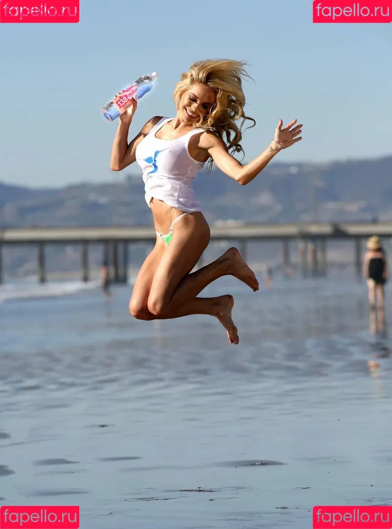 Dani Mathers Onlyfans Photo Gallery 