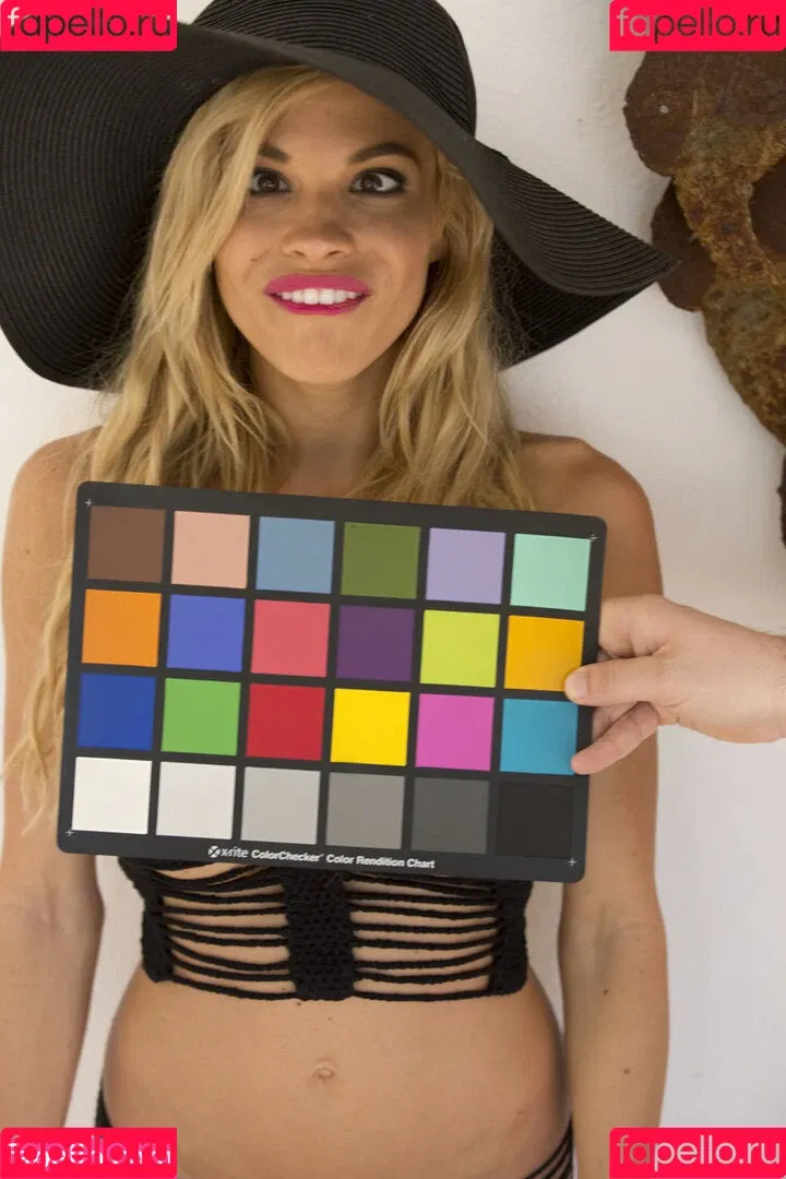 Dani Mathers Onlyfans Photo Gallery 