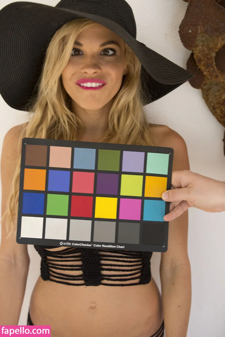 Dani Mathers Onlyfans Photo Gallery 