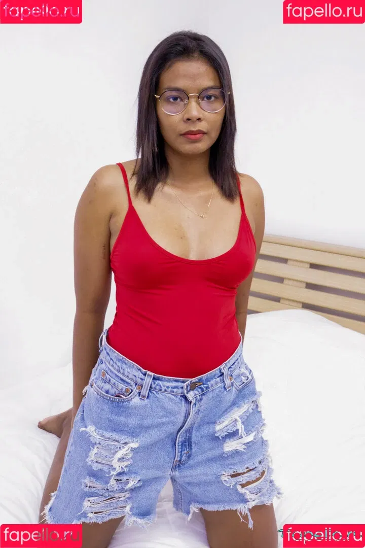 TukTuk Patrol Onlyfans Photo Gallery 