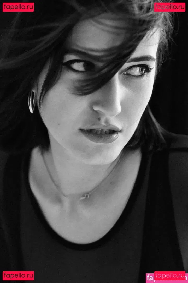 Anannke Onlyfans Photo Gallery 