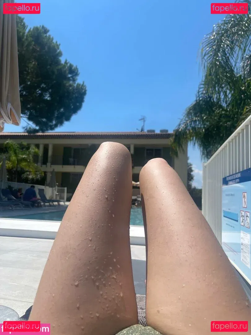 Anannke Onlyfans Photo Gallery 