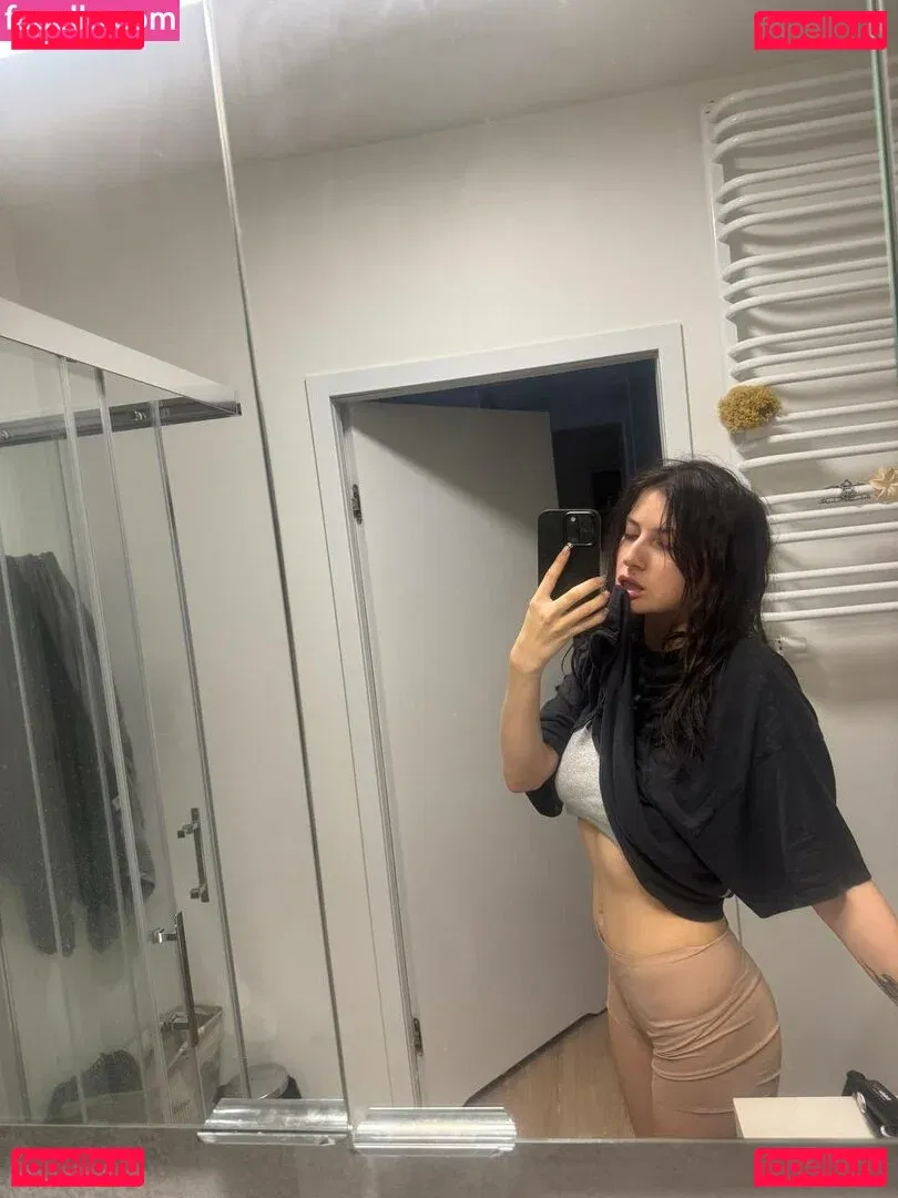 Anannke Onlyfans Photo Gallery 