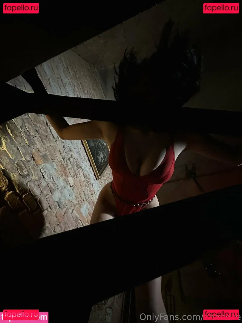 Anannke Onlyfans Photo Gallery 