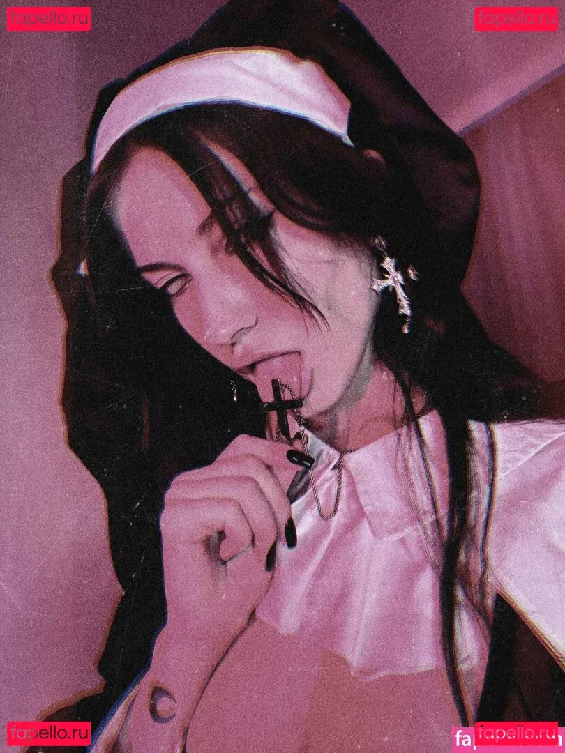 Anannke Onlyfans Photo Gallery 