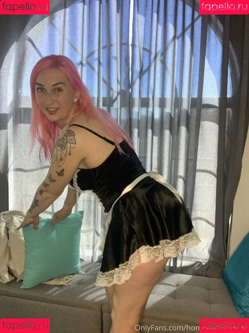 home-alone-mum Onlyfans Photo Gallery 