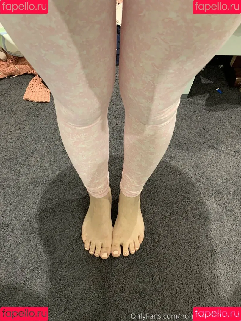 home-alone-mum Onlyfans Photo Gallery 