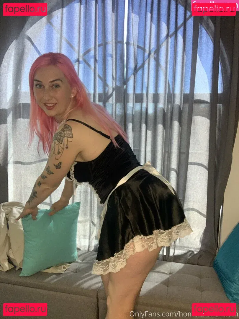 home-alone-mum Onlyfans Photo Gallery 