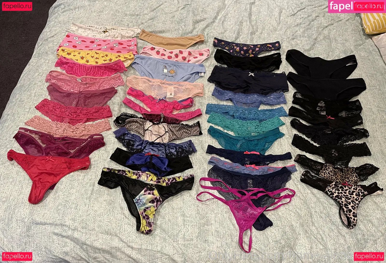 home-alone-mum Onlyfans Photo Gallery 