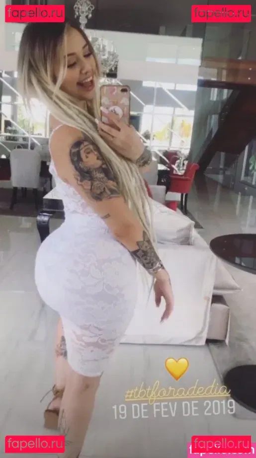 Victoria Macan Onlyfans Photo Gallery 