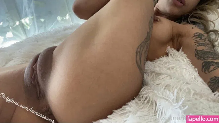 miascreams Onlyfans Photo Gallery 
